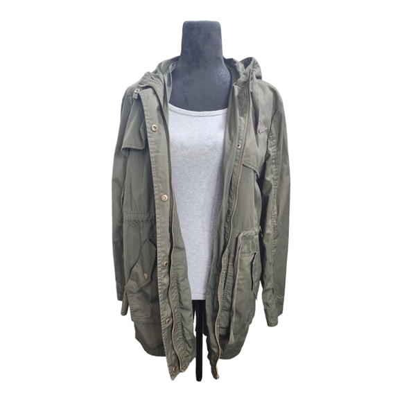 Tobi The Difference Hooded Trench Anorak in Olive - Picture 2 of 13